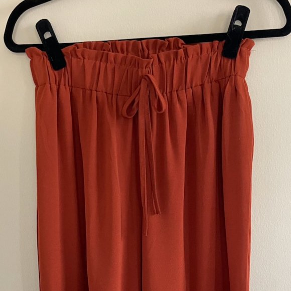 Tie Paperbag Waist Pants - Picture 4 of 4